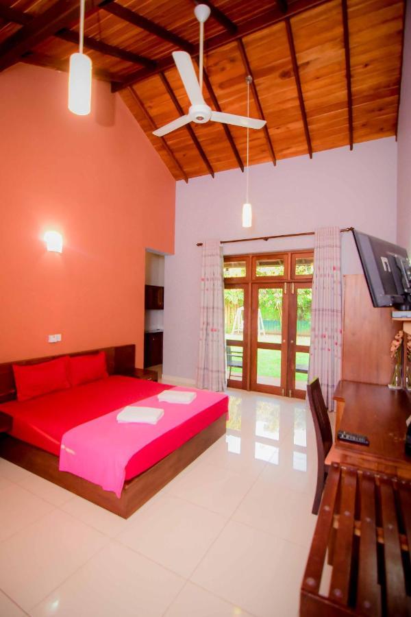 Airport Villa Katunayake Exterior photo