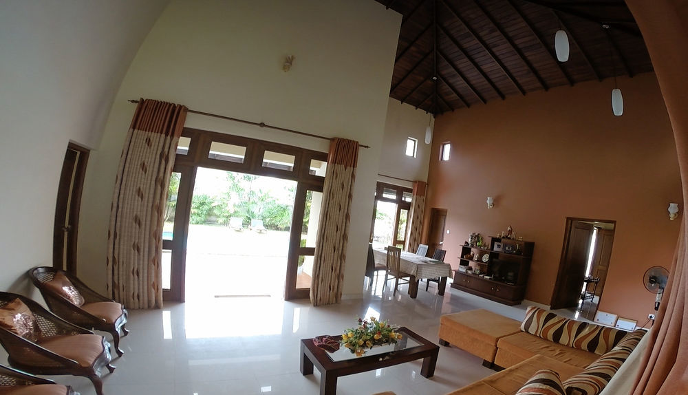 Airport Villa Katunayake Exterior photo