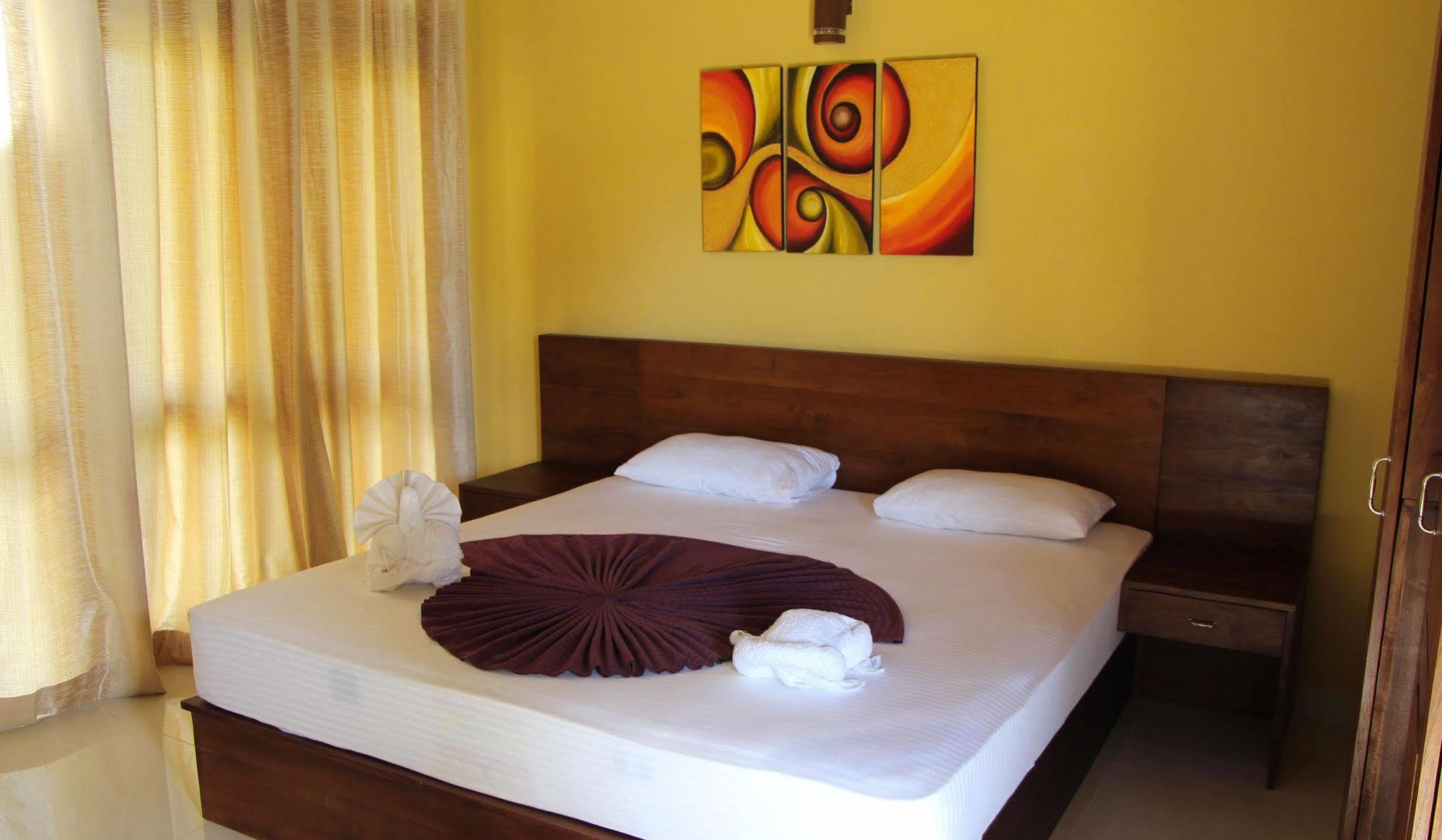 Airport Villa Katunayake Exterior photo